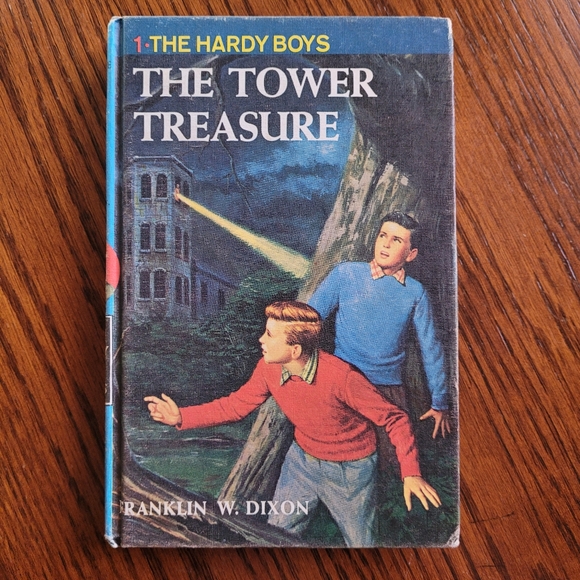 The Hardy Boys Mysteries Books - 1959 - House on the Cliff - The Tower Treasure - Picture 3 of 3
